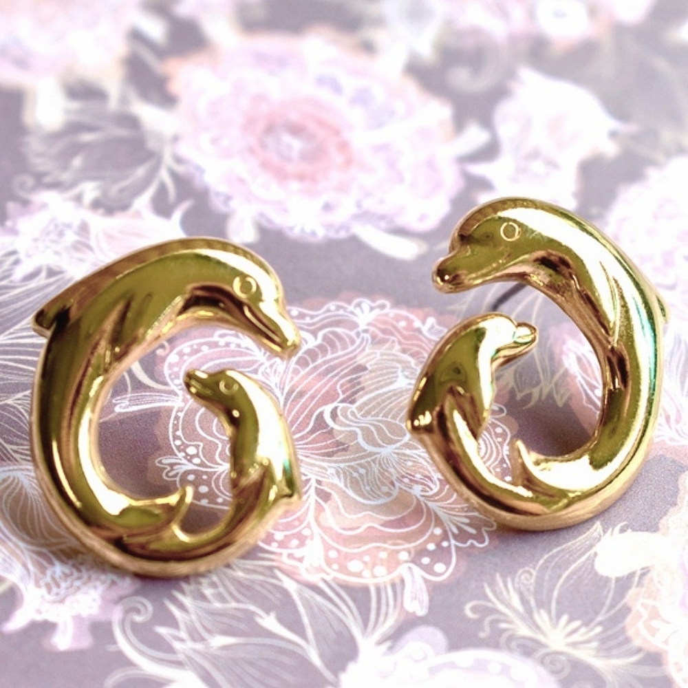 💞💗 Vintage Gold Tone Mother and Baby Together Dolphin Earrings Set